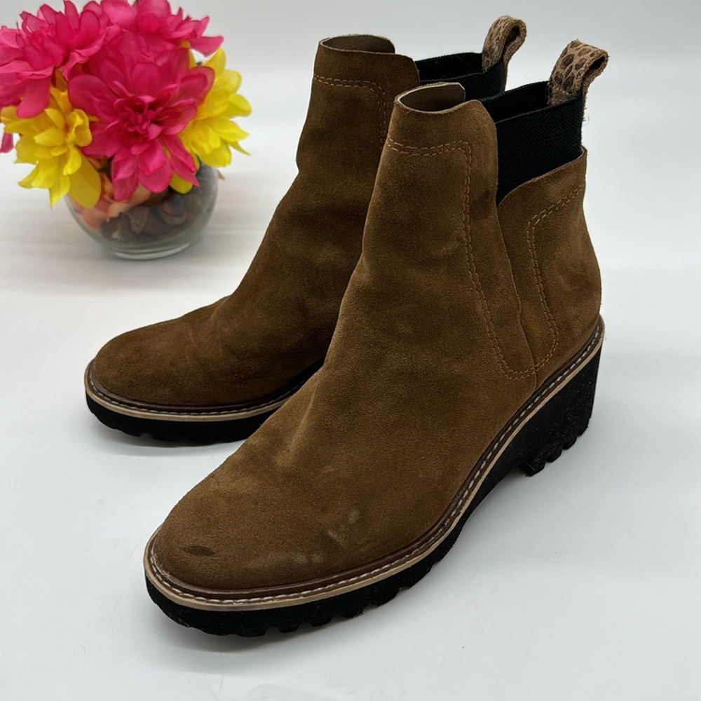 Dolce Vita Brown Low Wedge Suede Ankle Boot Touch of Leopard Print @ pull Size 9 - Picture 1 of 7